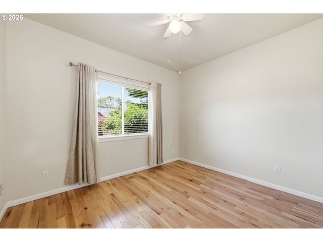 3364 SAINT THOMAS St, Eugene, OR 97408