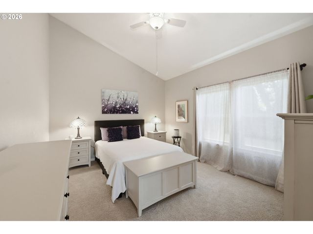 3364 SAINT THOMAS St, Eugene, OR 97408