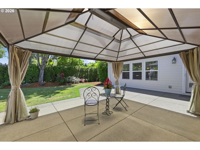 3364 SAINT THOMAS St, Eugene, OR 97408