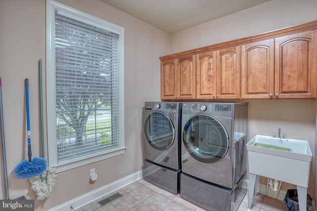 56 COVENTRY CT, Dover, DE 19901