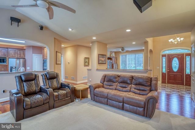 56 COVENTRY CT, Dover, DE 19901