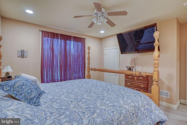 56 COVENTRY CT, Dover, DE 19901