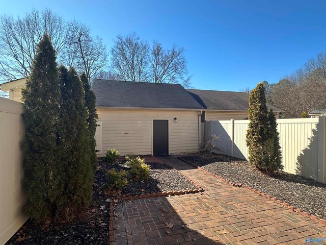 1536 Four Mile Post Road, Huntsville, AL 35802