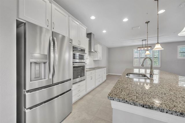 529 PIAZZA POINT, Oviedo, FL 32765