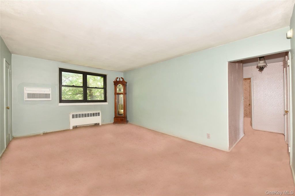 56-15 244 Street Upper, Douglaston, NY 11362 — photo 5