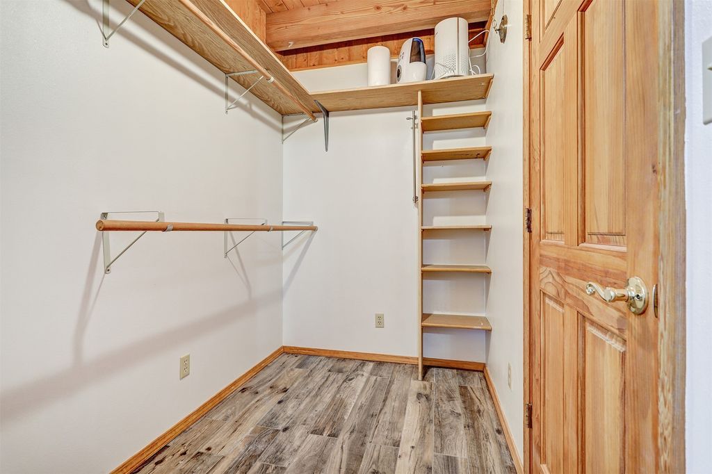 Image 21 of property listing at 831 Sulphur Creek Road, Jemez Springs, NM 87025