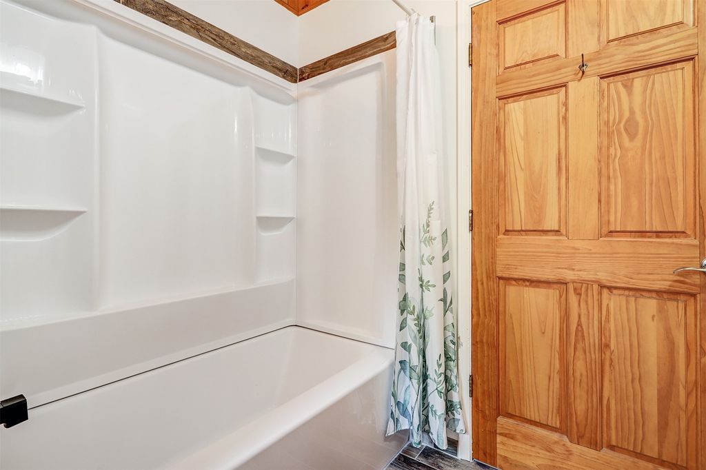 Image 23 of property listing at 831 Sulphur Creek Road, Jemez Springs, NM 87025
