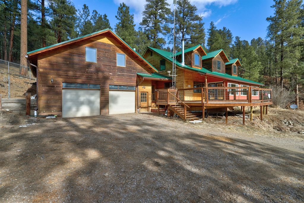 Image 3 of property listing at 831 Sulphur Creek Road, Jemez Springs, NM 87025