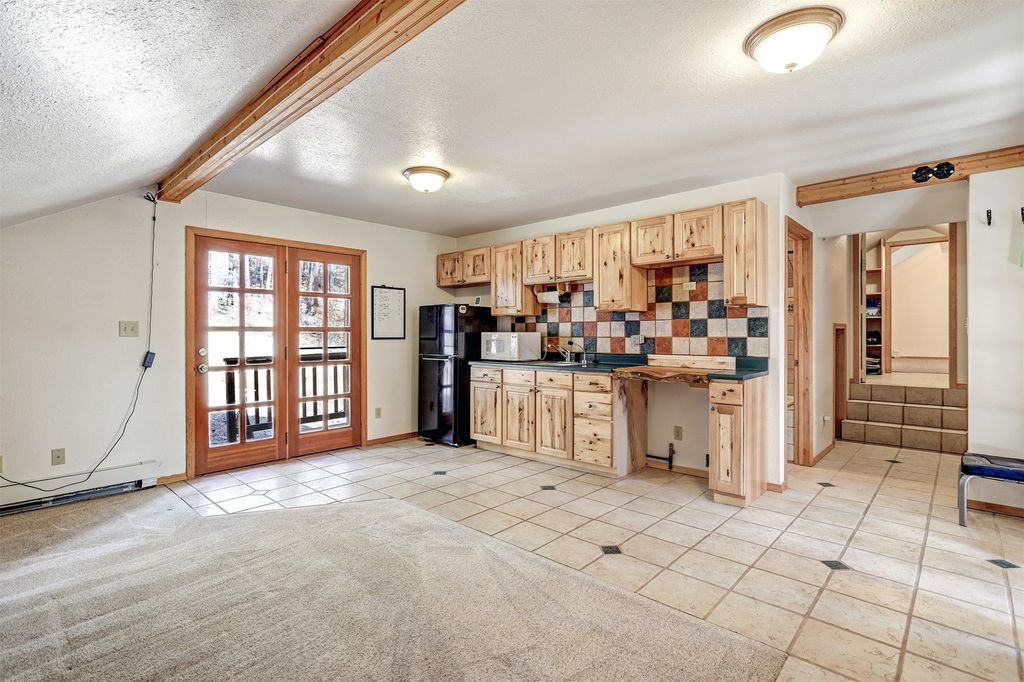 Image 37 of property listing at 831 Sulphur Creek Road, Jemez Springs, NM 87025