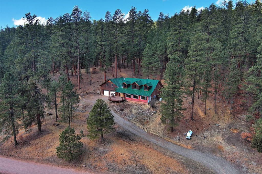 Image 57 of property listing at 831 Sulphur Creek Road, Jemez Springs, NM 87025