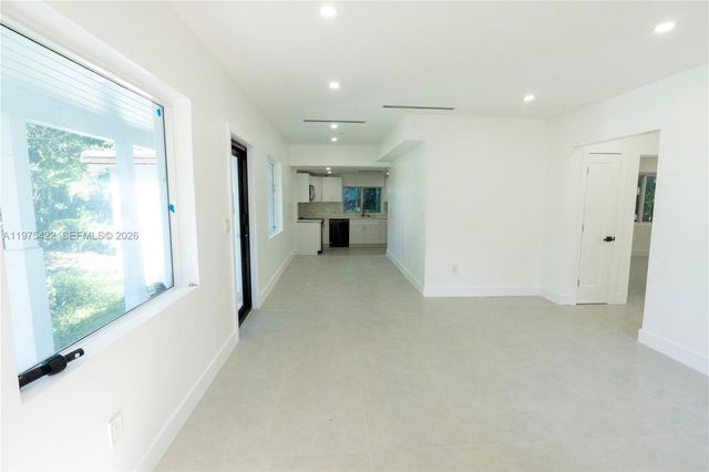 905 Tangier St, Coral Gables, FL 33134