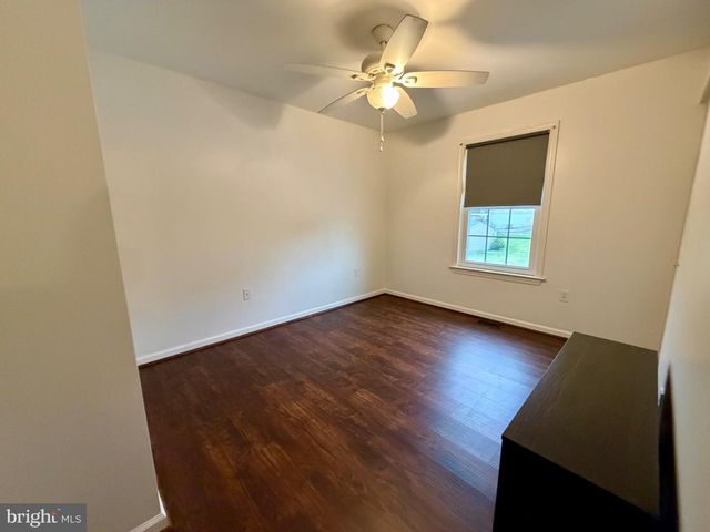 812-KINROSS KINROSS AVE, York, PA 17402