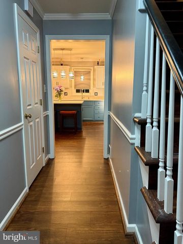 812-KINROSS KINROSS AVE, York, PA 17402