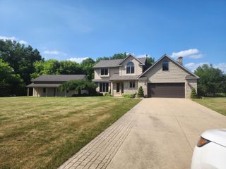 6185 Willow run Drive, Newton Twp, MI 49014