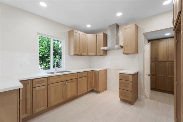 727 E 11th, Pomona, CA 91766