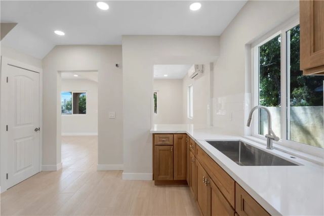 727 E 11th, Pomona, CA 91766