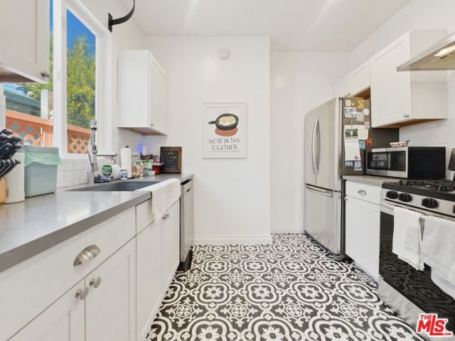 934 N Harper Avenue, West Hollywood, CA 90046