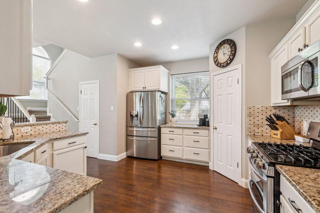 4033 Sable Oaks DR, Round Rock, TX 78664