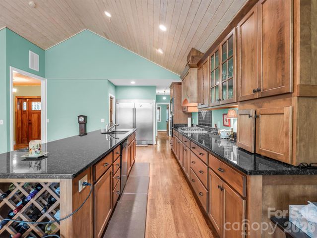 30 Laurel Branch Drive, Black Mountain, NC 28711