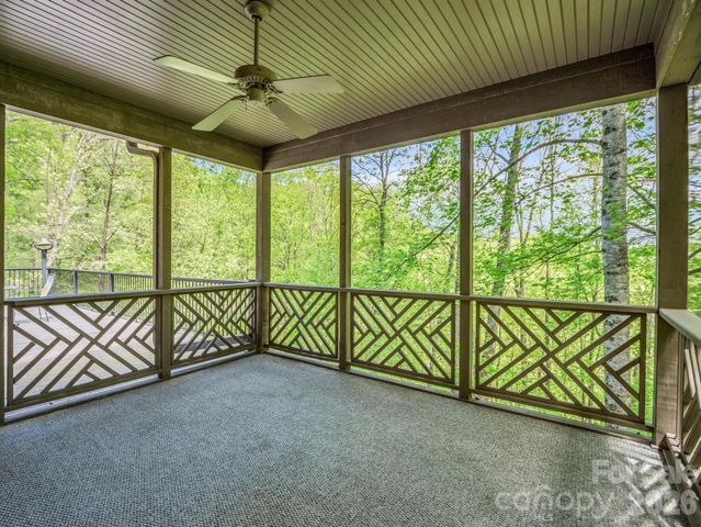 30 Laurel Branch Drive, Black Mountain, NC 28711