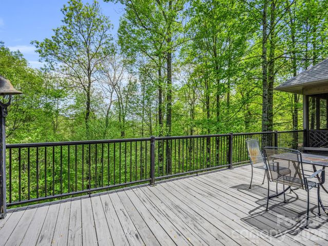 30 Laurel Branch Drive, Black Mountain, NC 28711