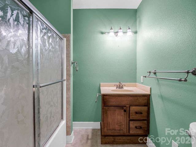 30 Laurel Branch Drive, Black Mountain, NC 28711