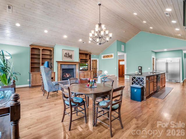 30 Laurel Branch Drive, Black Mountain, NC 28711