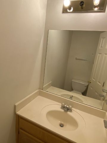 251 Tree Line Dr, Oak Grove, KY 42262