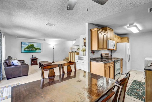 9908 Caminito Bolsa, San Diego, CA 92129