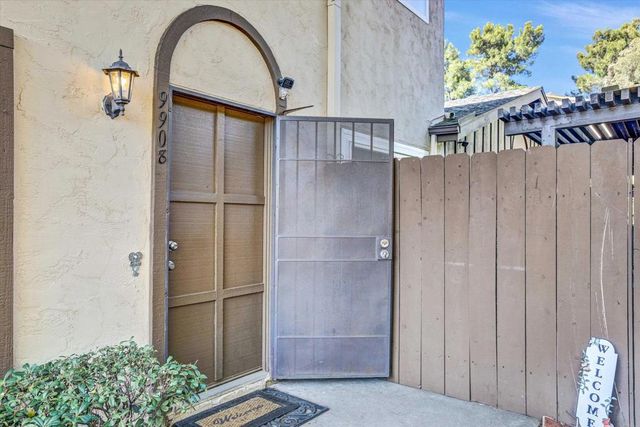 9908 Caminito Bolsa, San Diego, CA 92129