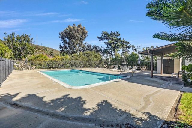 9908 Caminito Bolsa, San Diego, CA 92129