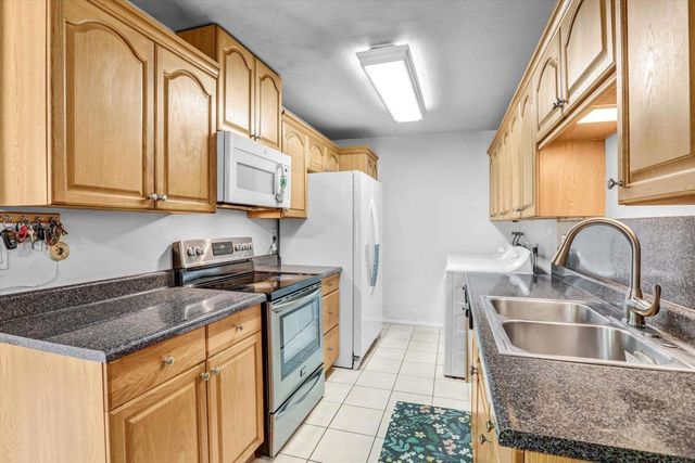 9908 Caminito Bolsa, San Diego, CA 92129