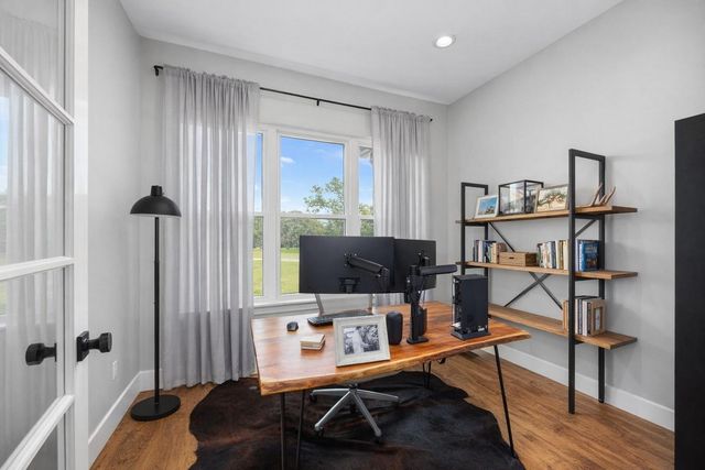 1507 Smith Rau Rd, Columbus, TX 78934