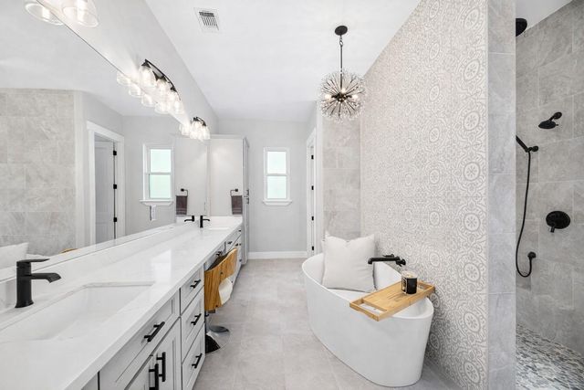 1507 Smith Rau Rd, Columbus, TX 78934