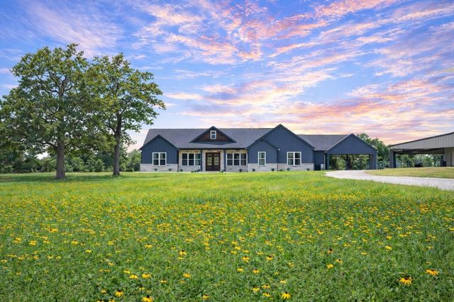 1507 Smith Rau Rd, Columbus, TX 78934