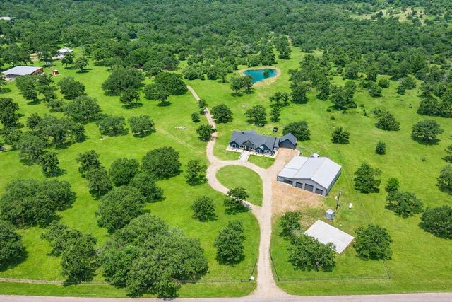 1507 Smith Rau Rd, Columbus, TX 78934