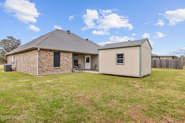 134 Rue Des Cannes, Maurice, LA 70555