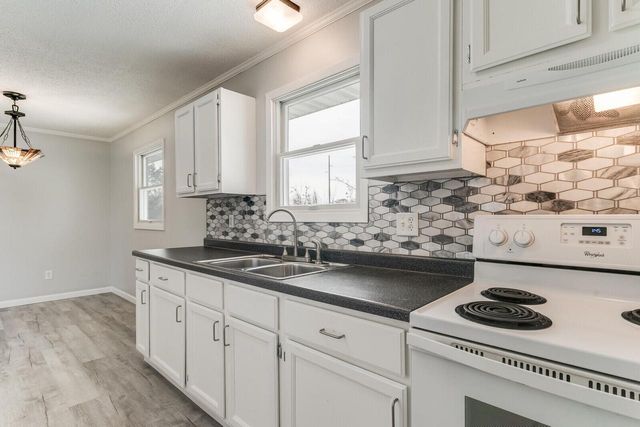 1329 Johnson STREET, Onalaska, WI 54650