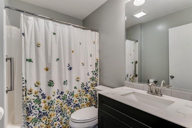 1329 Johnson STREET, Onalaska, WI 54650