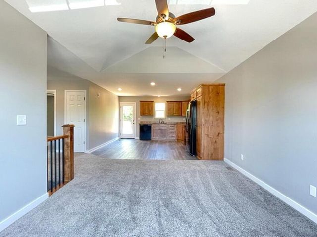 1129 S Ward Street, Stockton, MO 65785