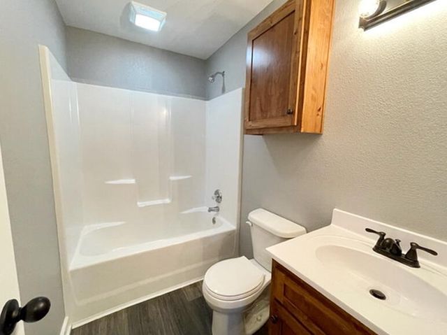 1129 S Ward Street, Stockton, MO 65785