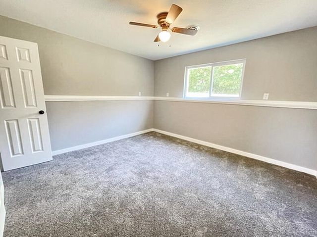 1129 S Ward Street, Stockton, MO 65785