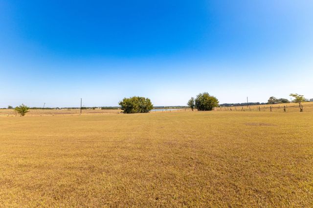 3525 Zibilski Road, Brenham, TX 77833