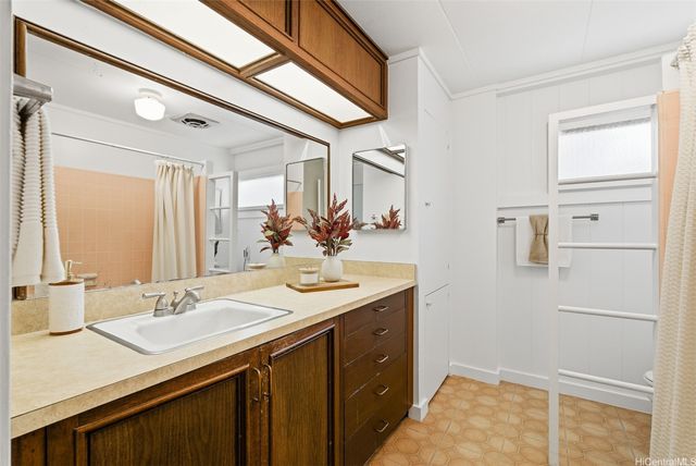 554 Ulukanu Street, Kailua, HI 96734