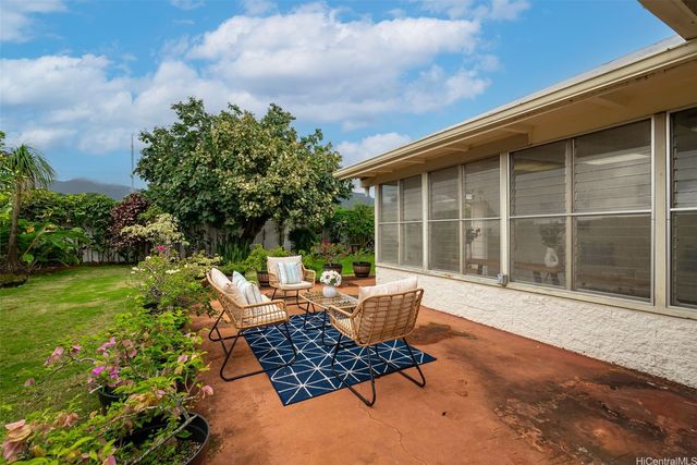 554 Ulukanu Street, Kailua, HI 96734