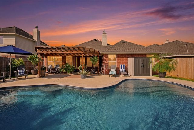 22943 Creekside Willow Drive, Tomball, TX 77375