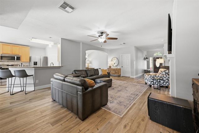 22943 Creekside Willow Drive, Tomball, TX 77375