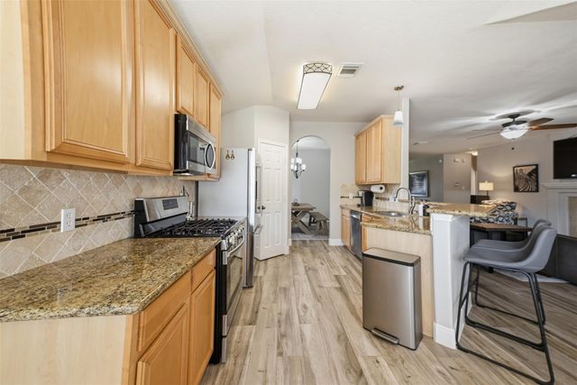 22943 Creekside Willow Drive, Tomball, TX 77375