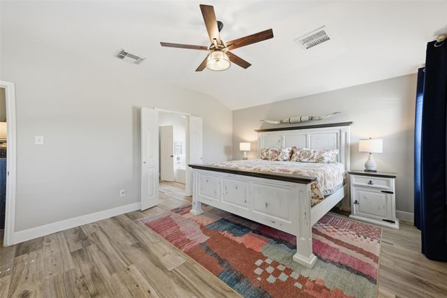 22943 Creekside Willow Drive, Tomball, TX 77375