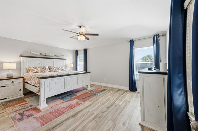 22943 Creekside Willow Drive, Tomball, TX 77375